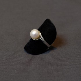 Anello con perla